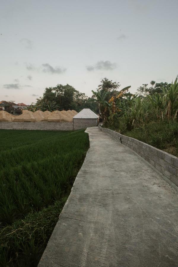 Hotel The Umah Bamboo Canggu Exterior foto